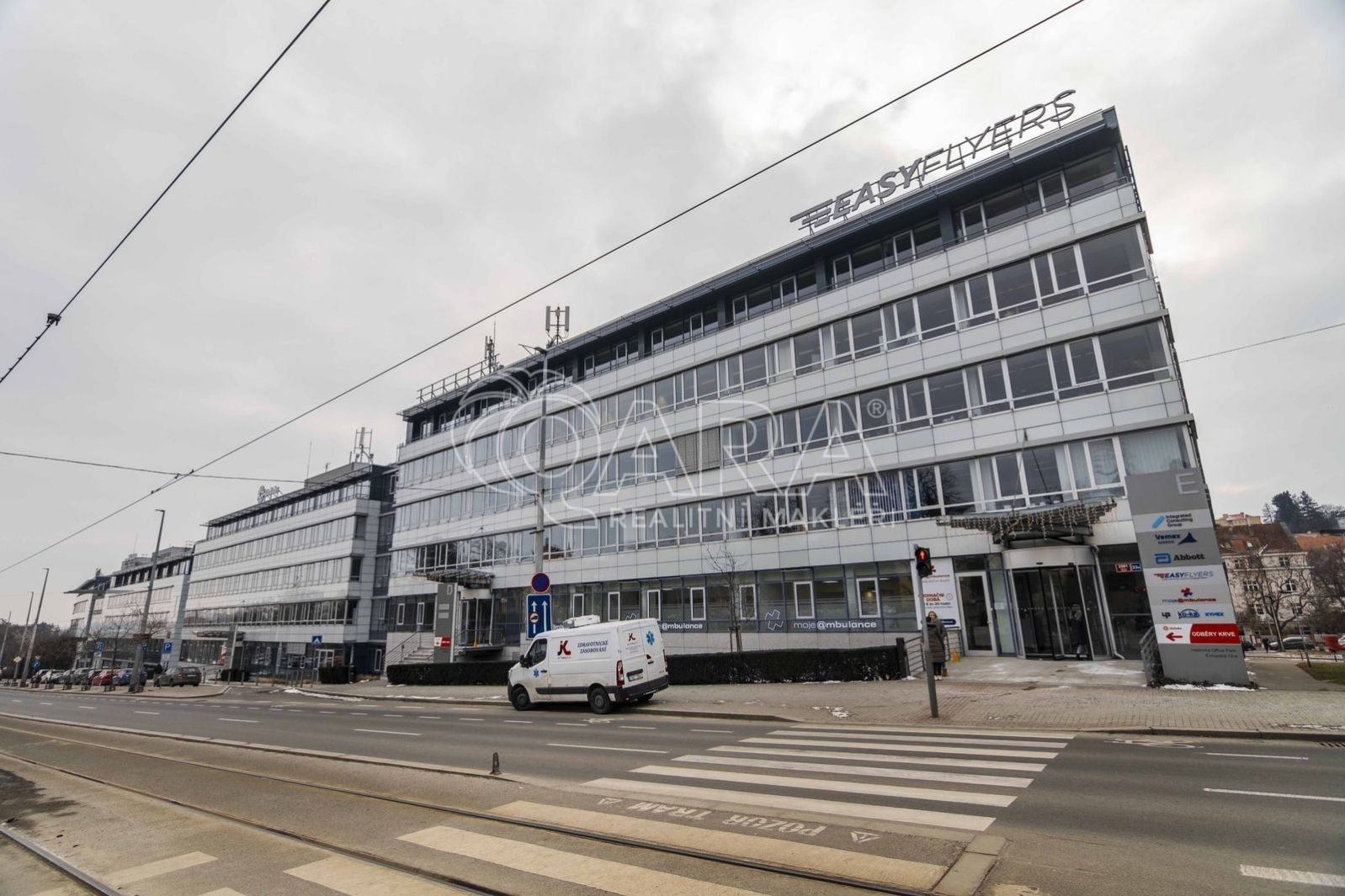 Pronájem moderních kanceláří 236 m  Hadovka Office, Praha 6 (Evropská třída)